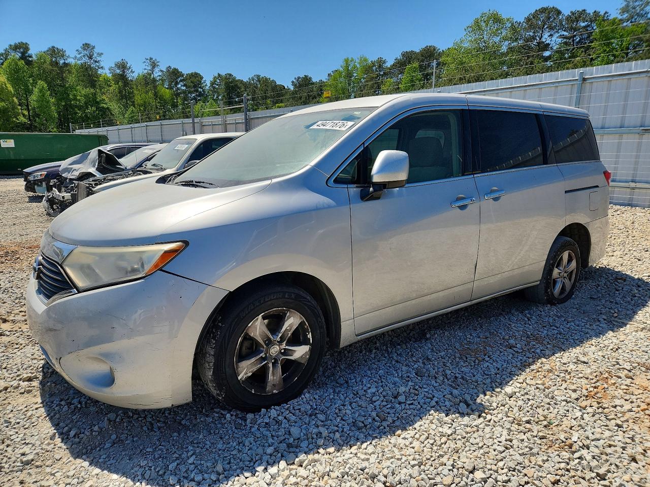 Salvage Nissan Quest 3.5 Image