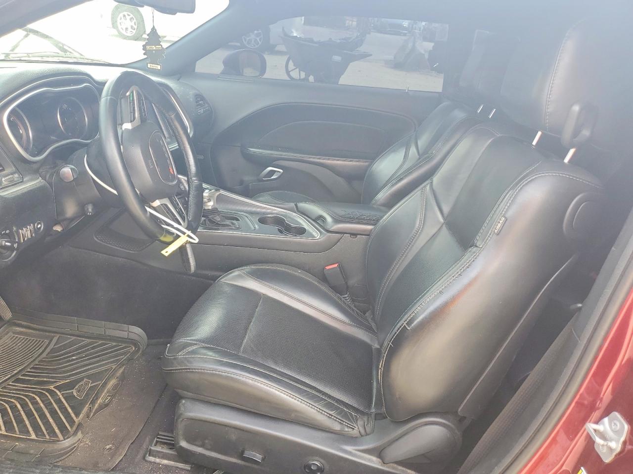 Dodge Challenger Sxt