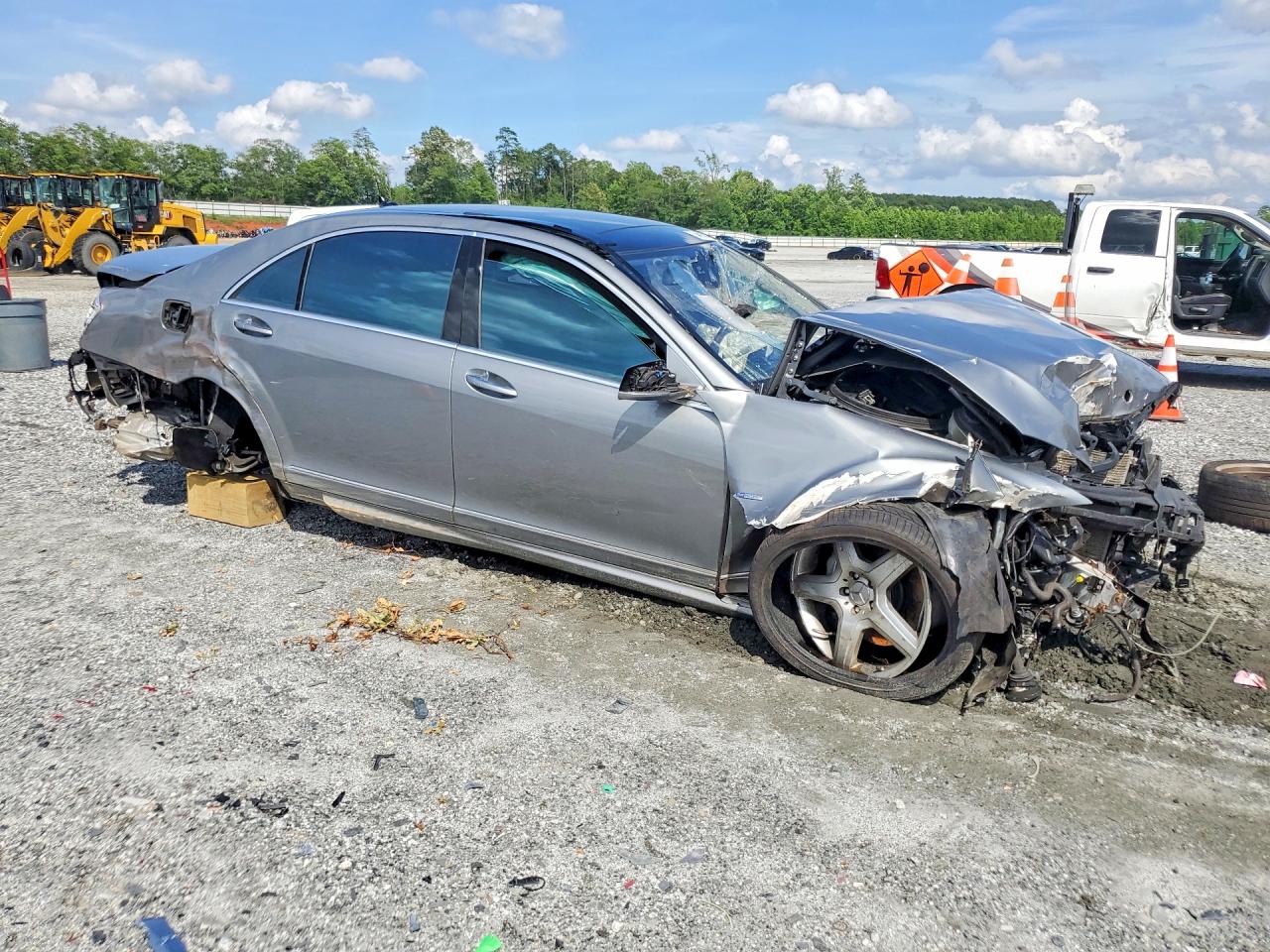 Mercedes-Benz S-Class 550 4matic