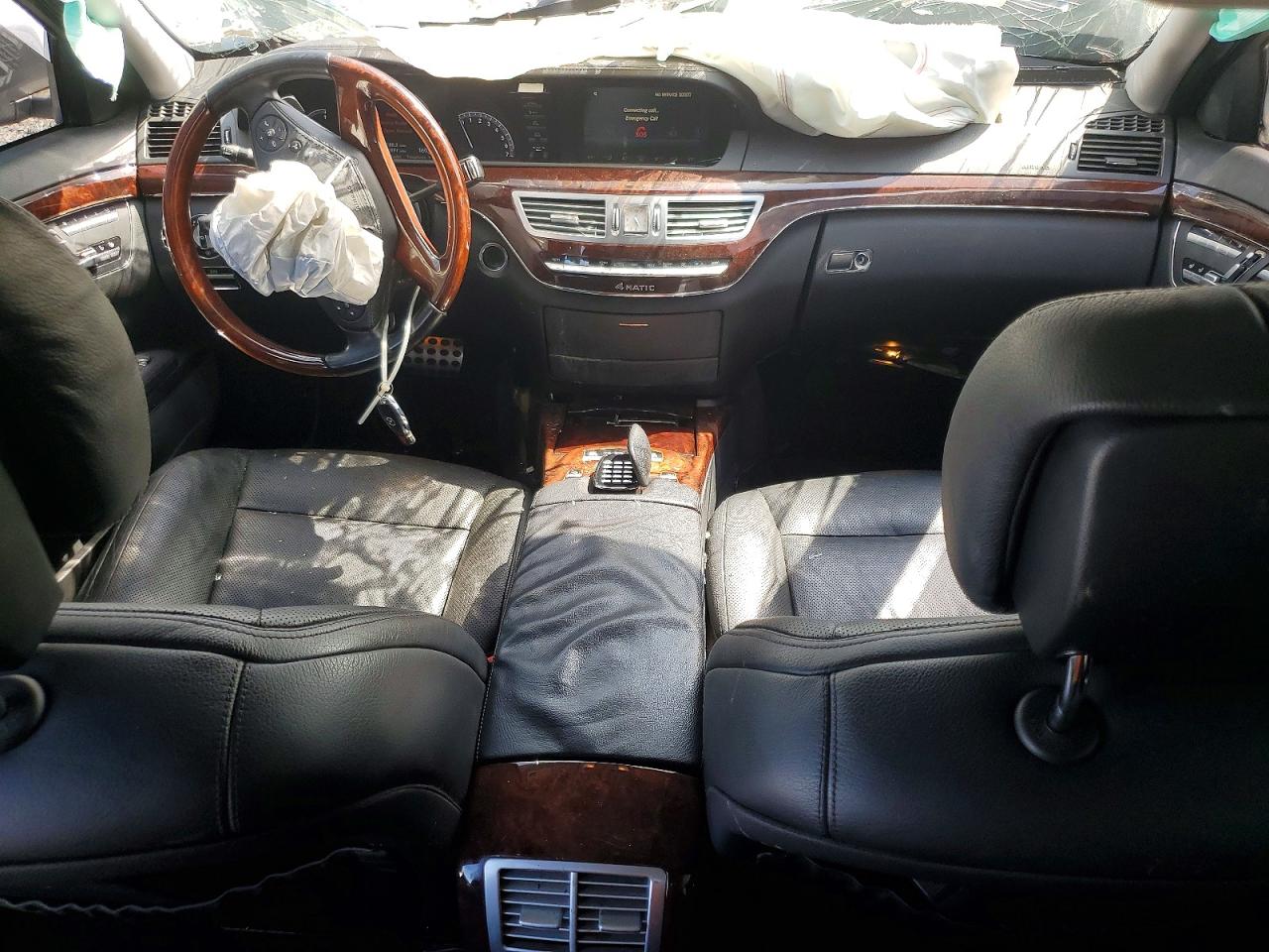 Mercedes-Benz S-Class 550 4matic
