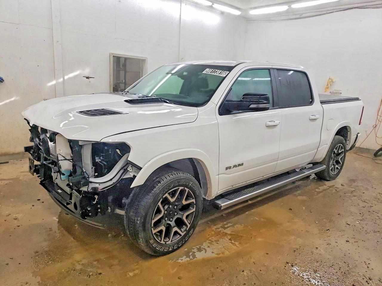 Salvage Ram 1500 Image