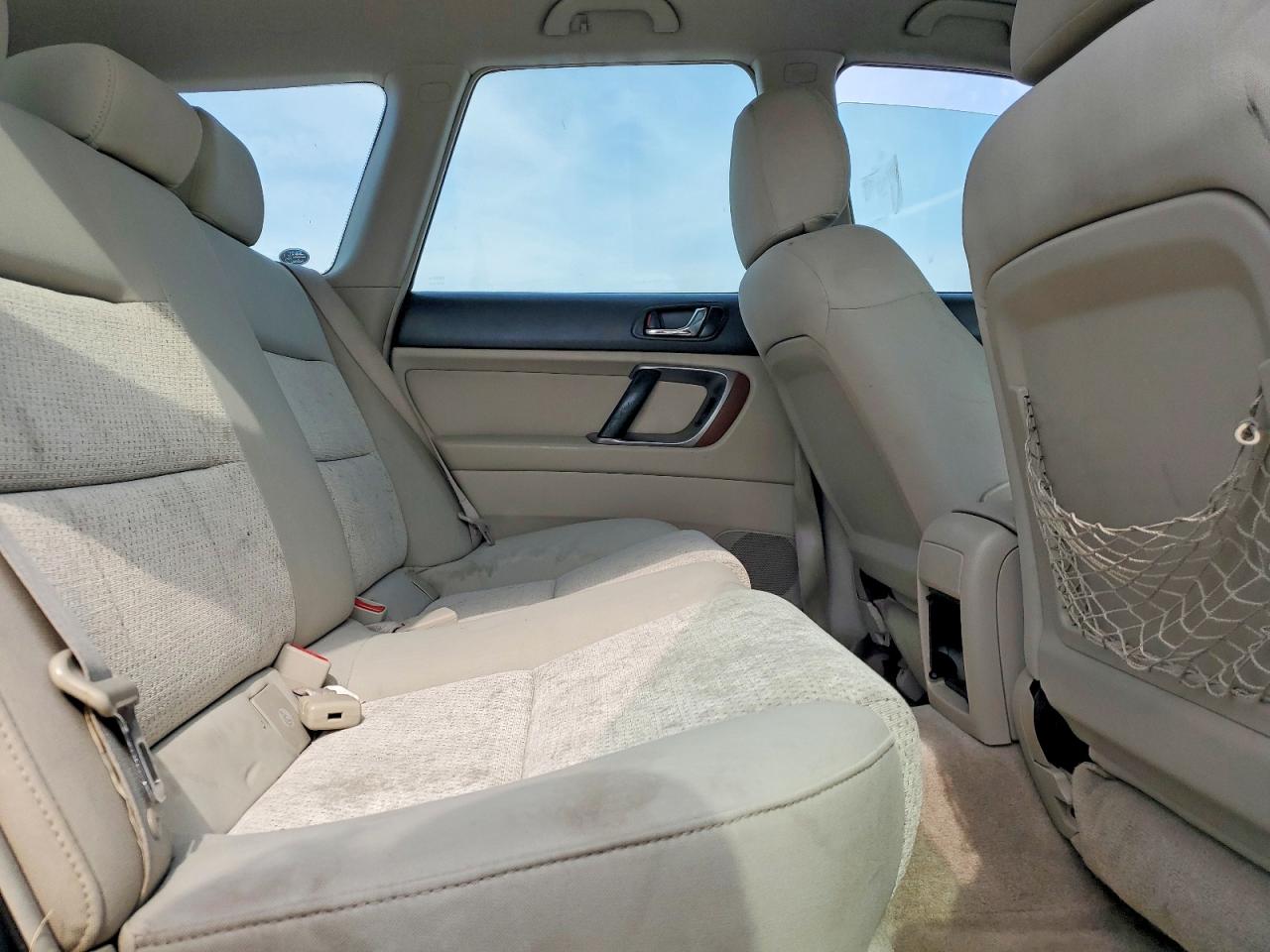 Subaru Legacy Outback 2.5i