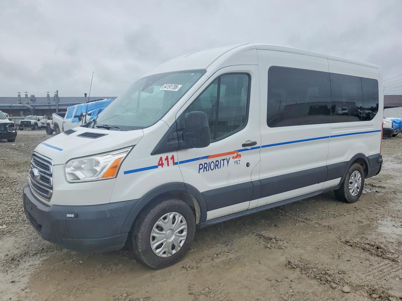 Salvage Ford Transit Image