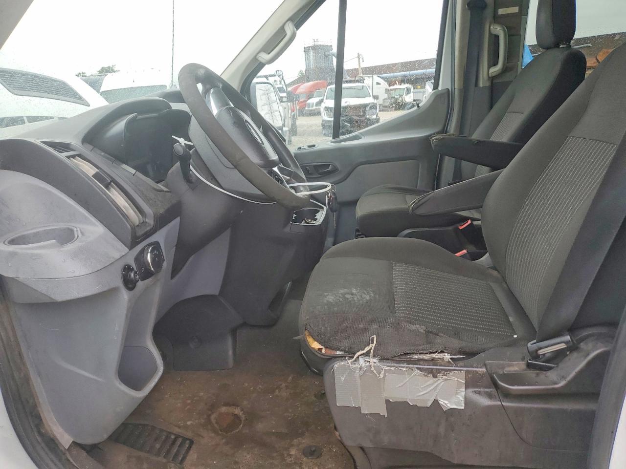 Ford Transit T-350
