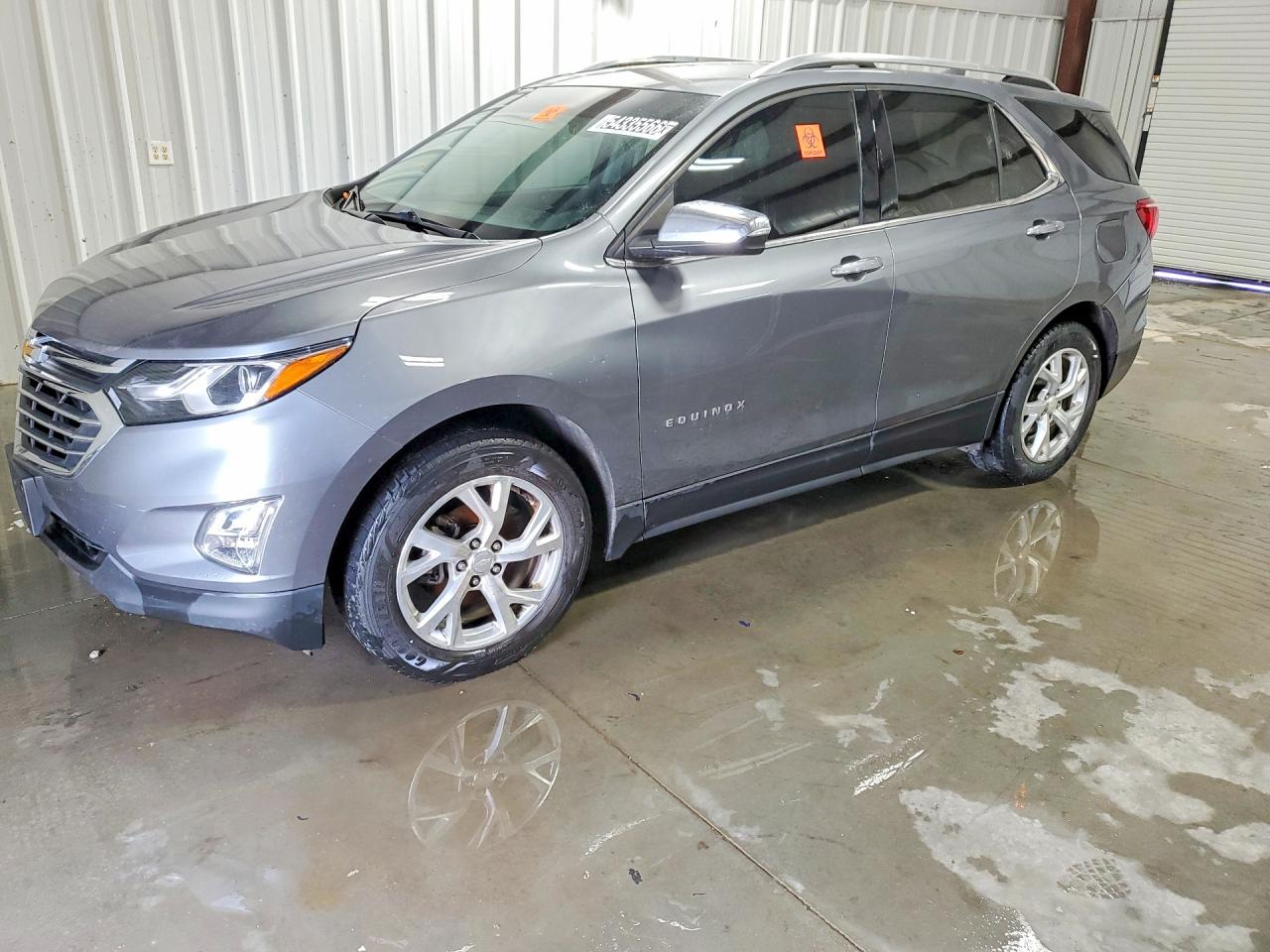 Salvage Chevrolet Equinox Image