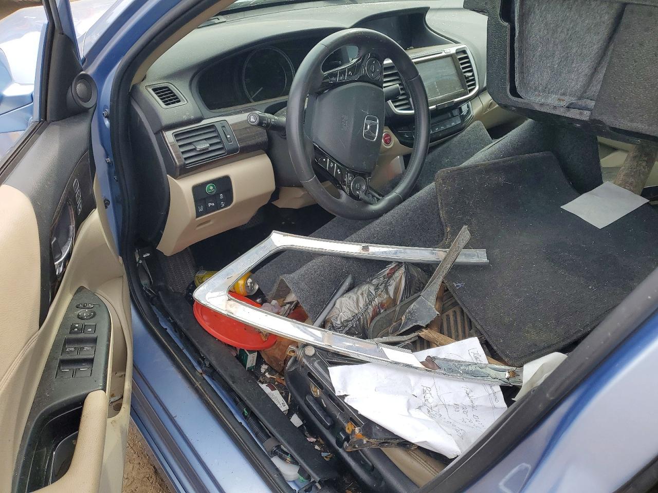 Honda Accord Touring Hybrid