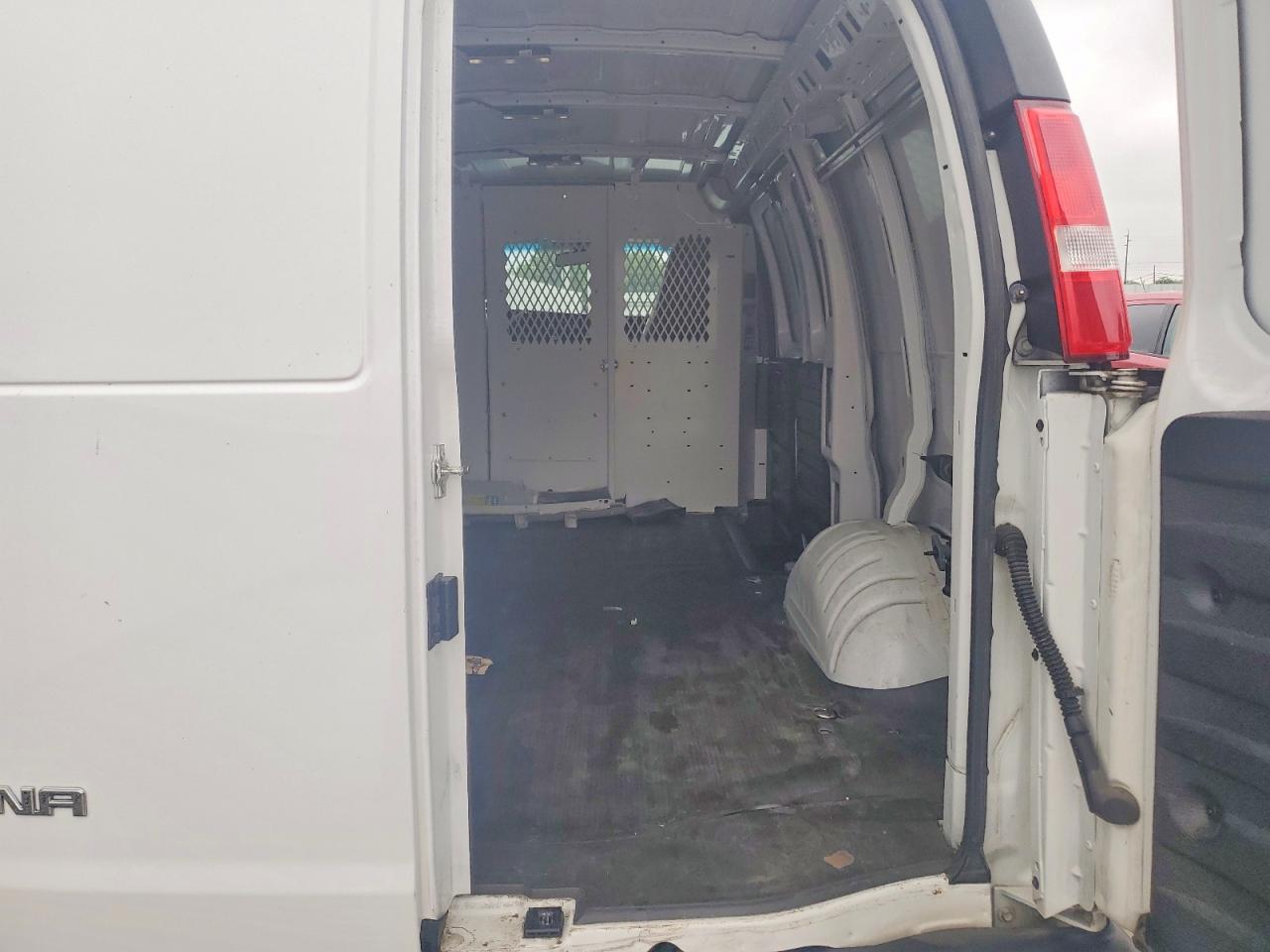 GMC Savana G2500