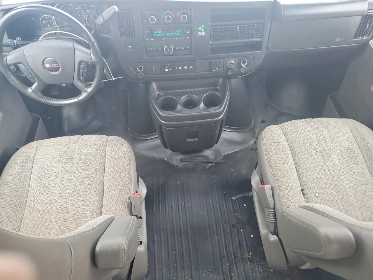 GMC Savana G2500