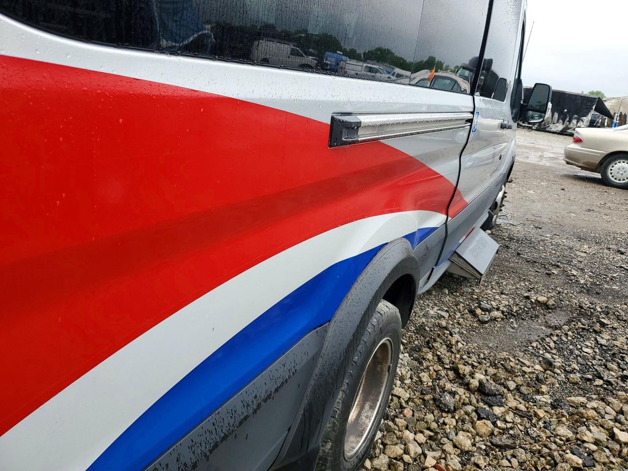 Ford Transit T-250