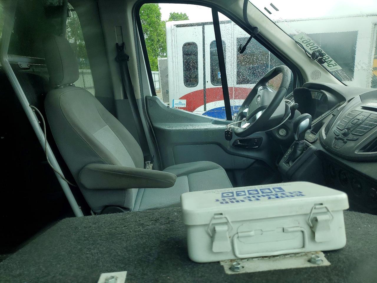 Ford Transit T-250