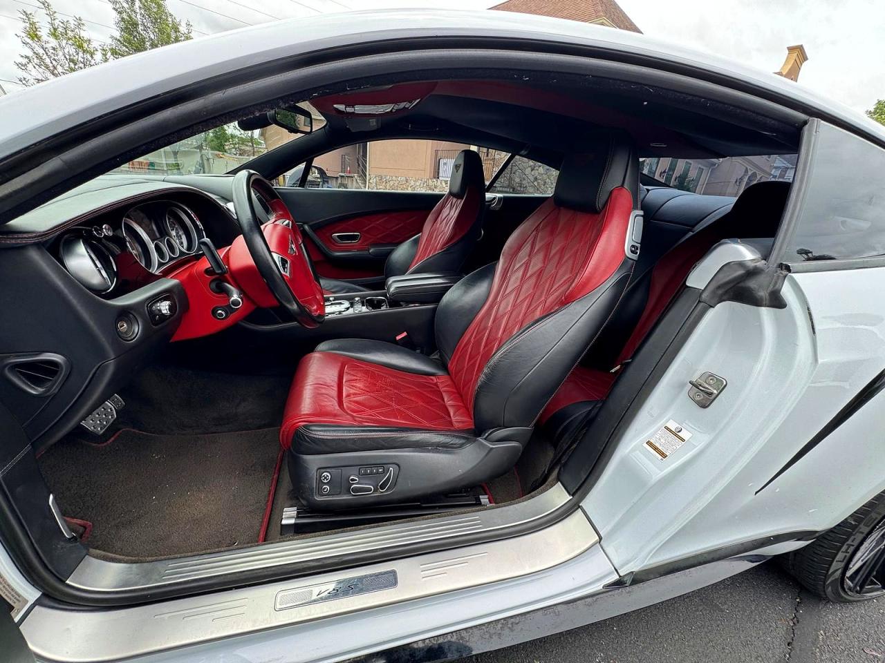 Bentley Continenta Gt V8 S