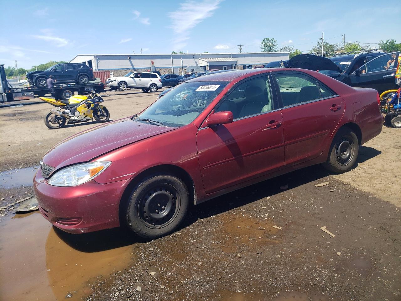 Salvage Toyota Camry Image