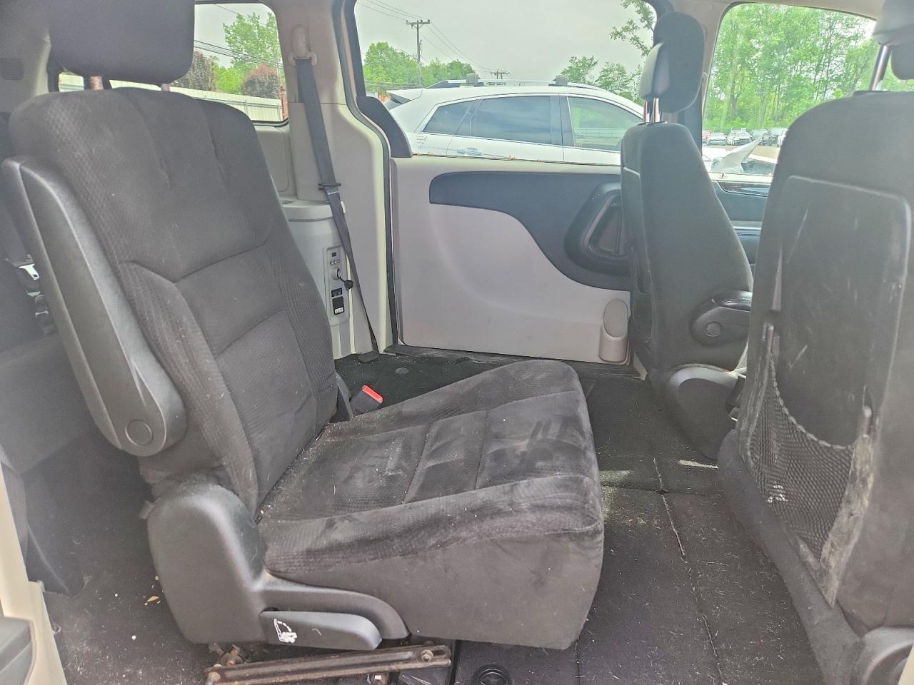 Dodge Caravan Sxt