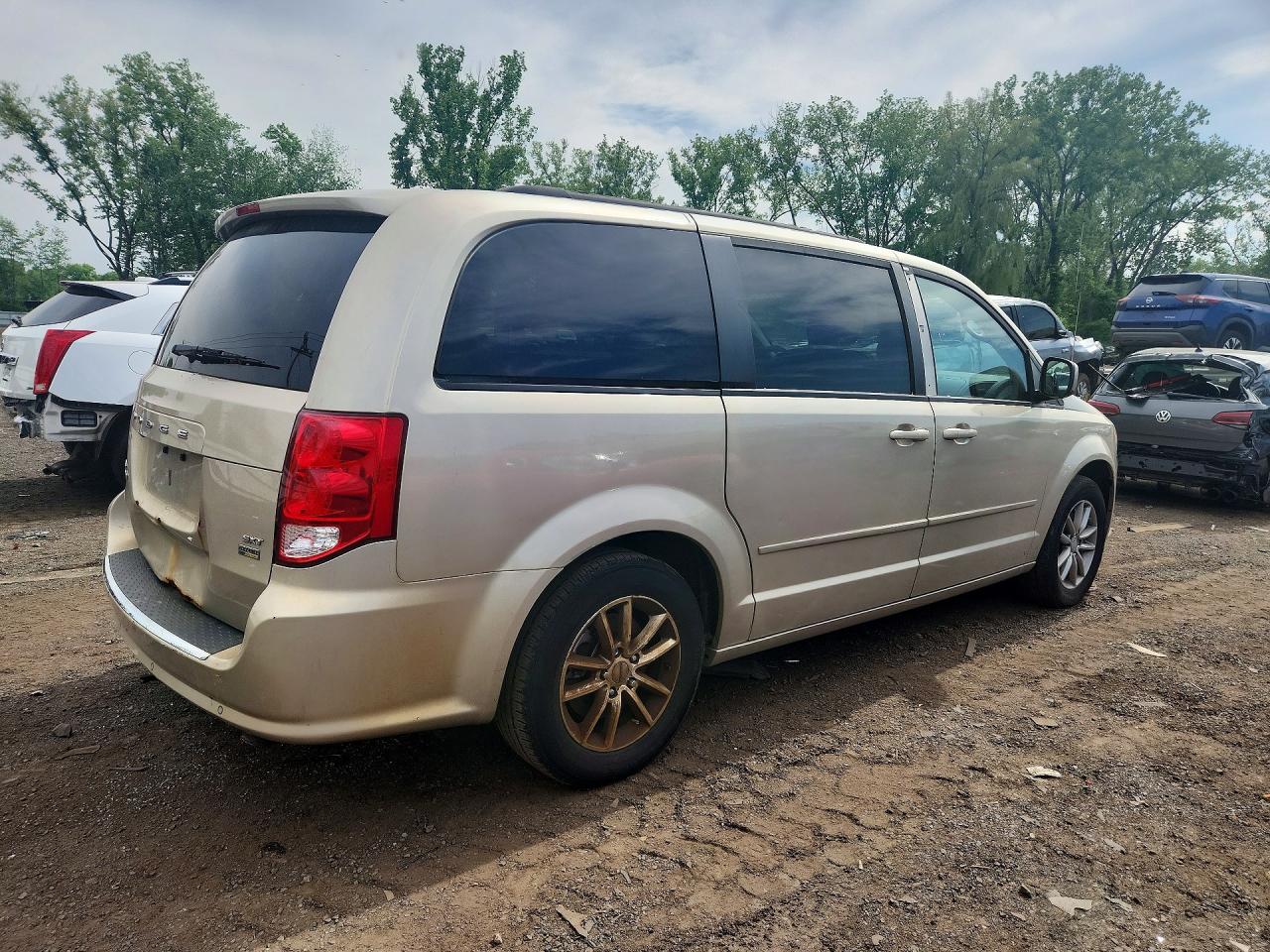 Dodge Caravan Sxt