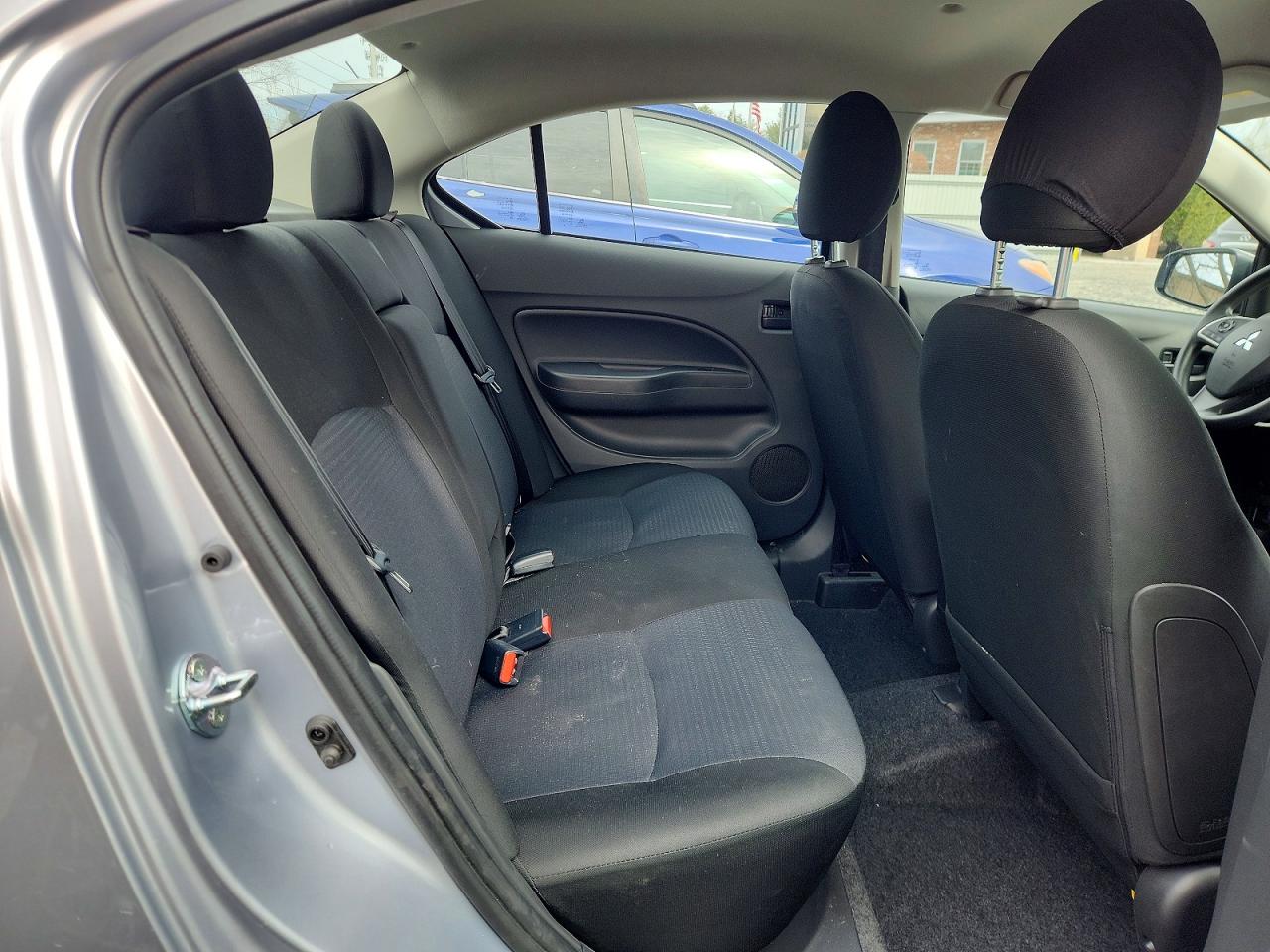 Mitsubishi Mirage G4 Es