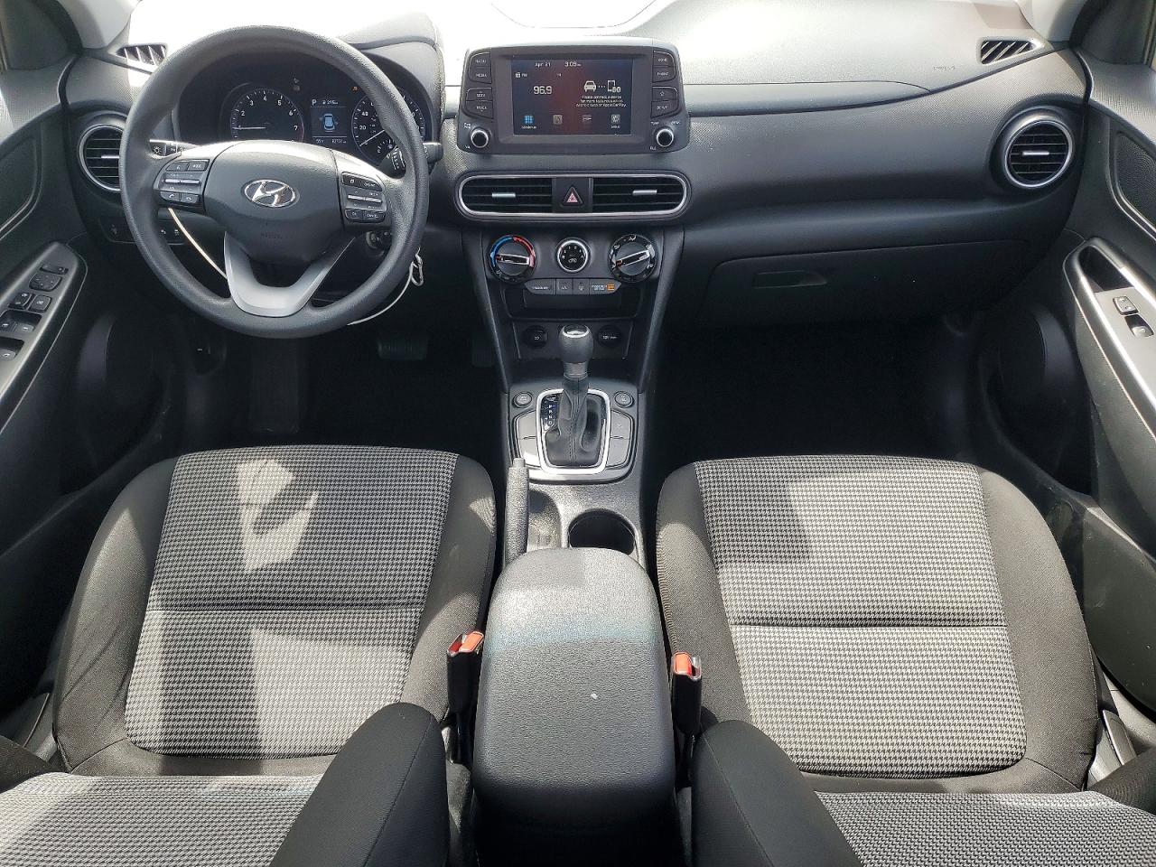 Hyundai KONA Se