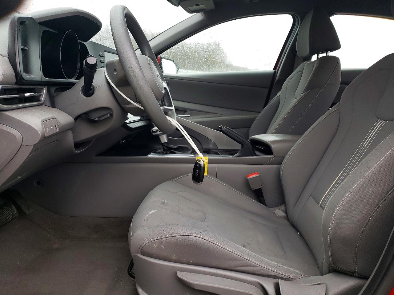 Hyundai ELANTRA Sel