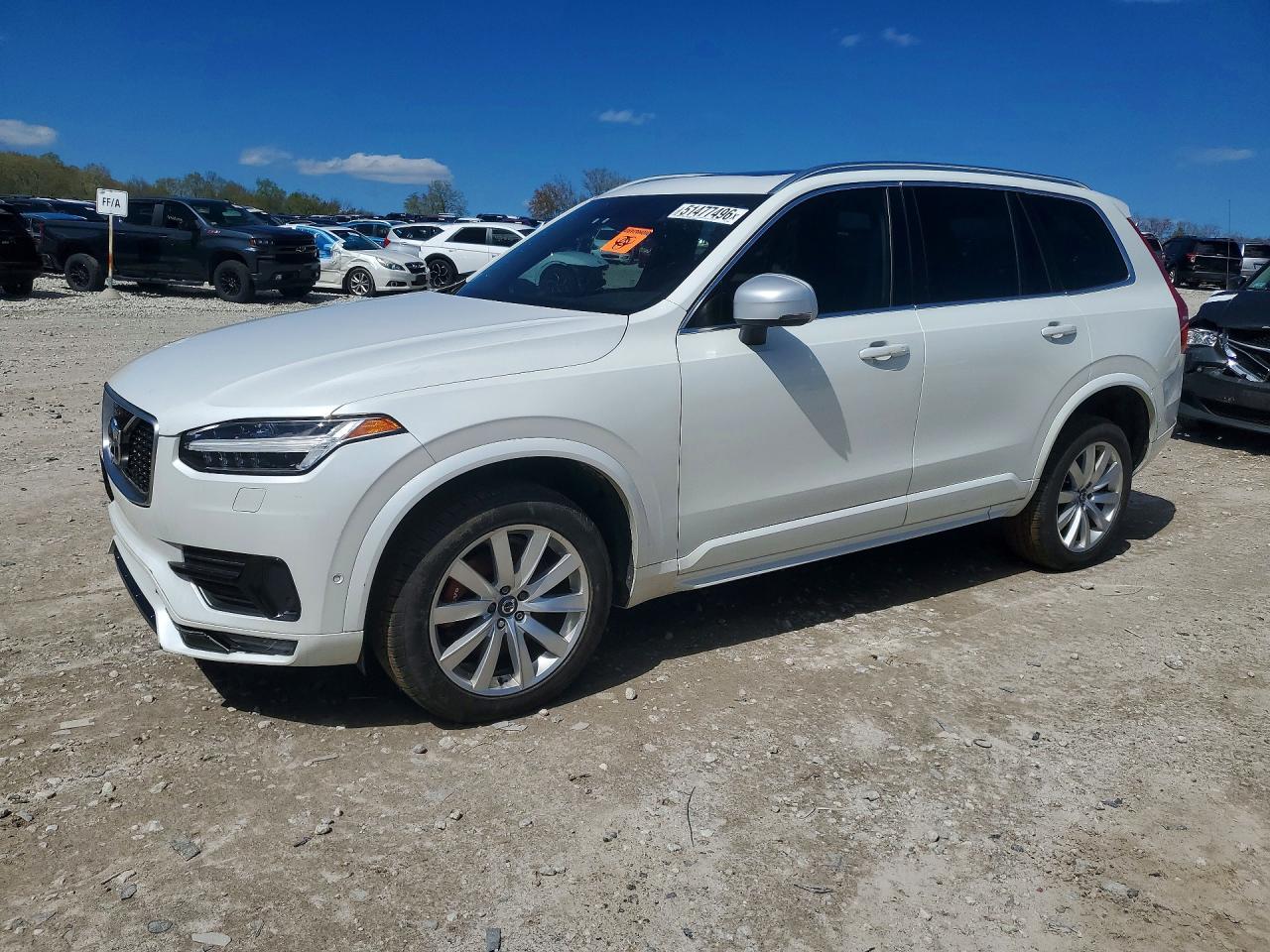 Salvage Volvo XC90 Image
