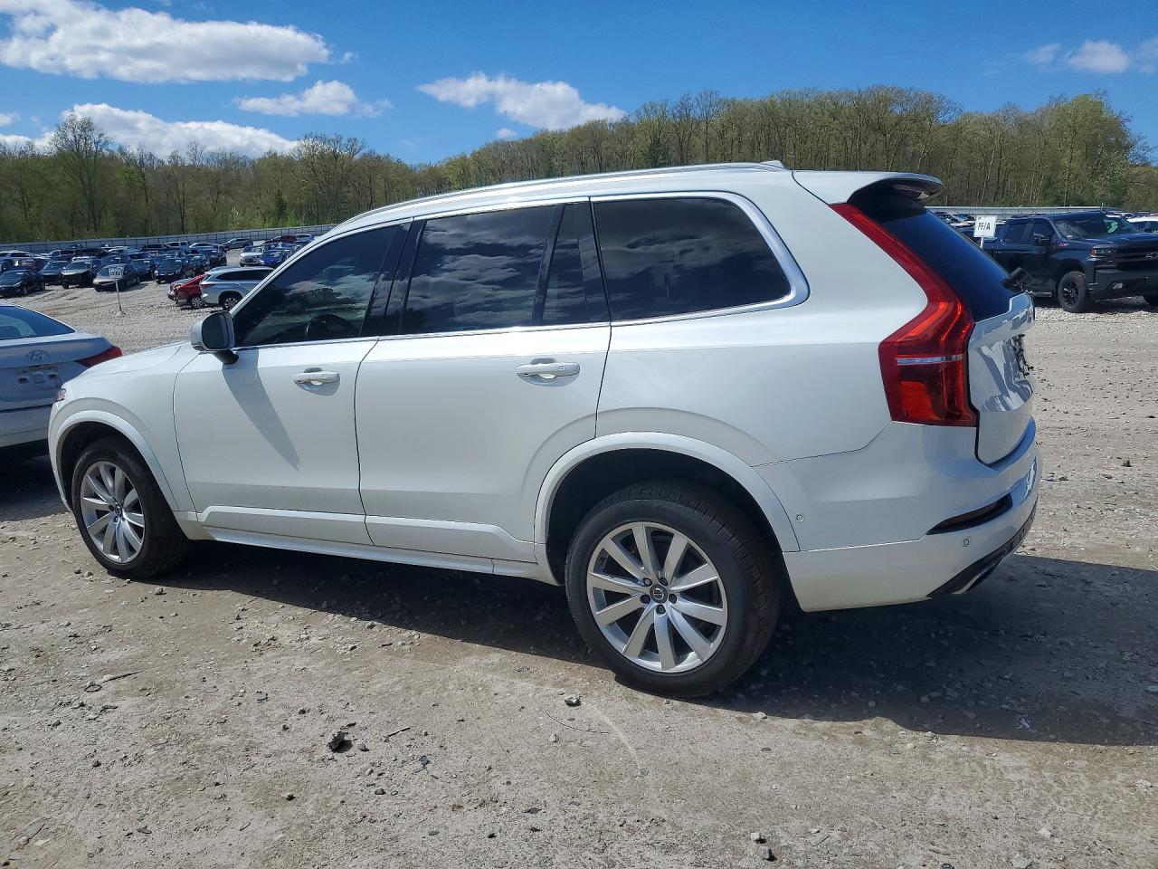 Volvo XC90 T6