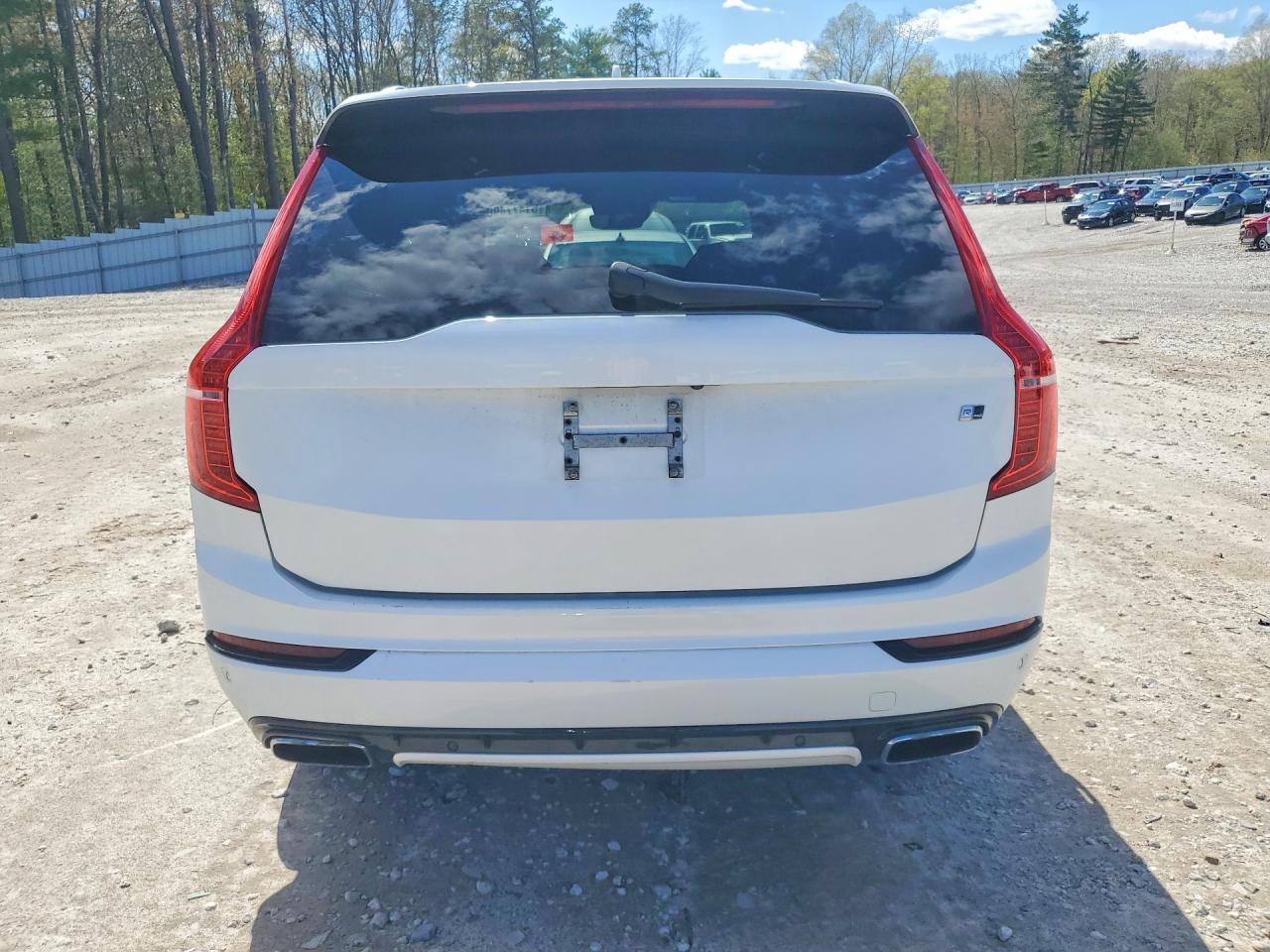 Volvo XC90 T6