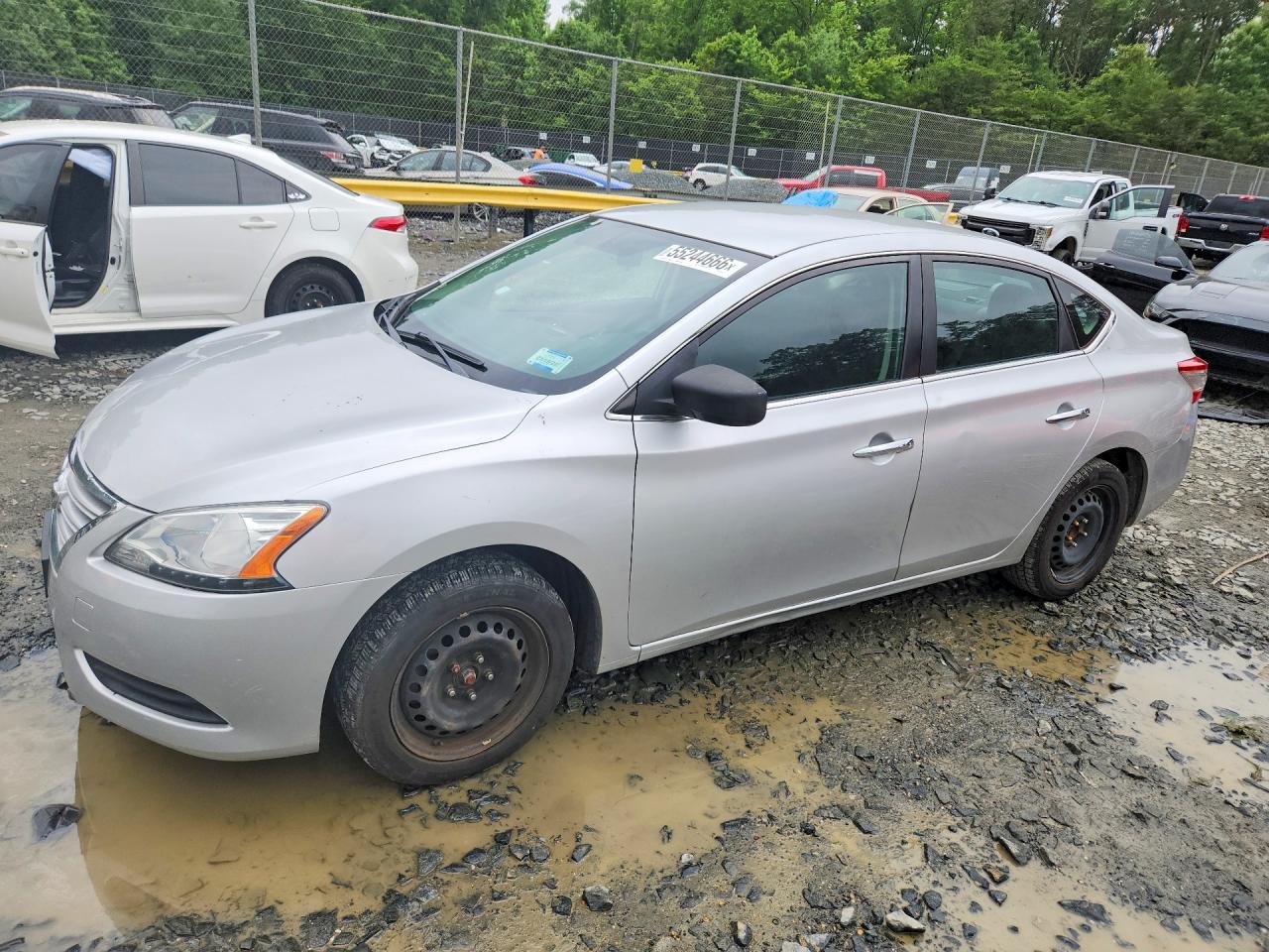 Salvage Nissan Sentra Image