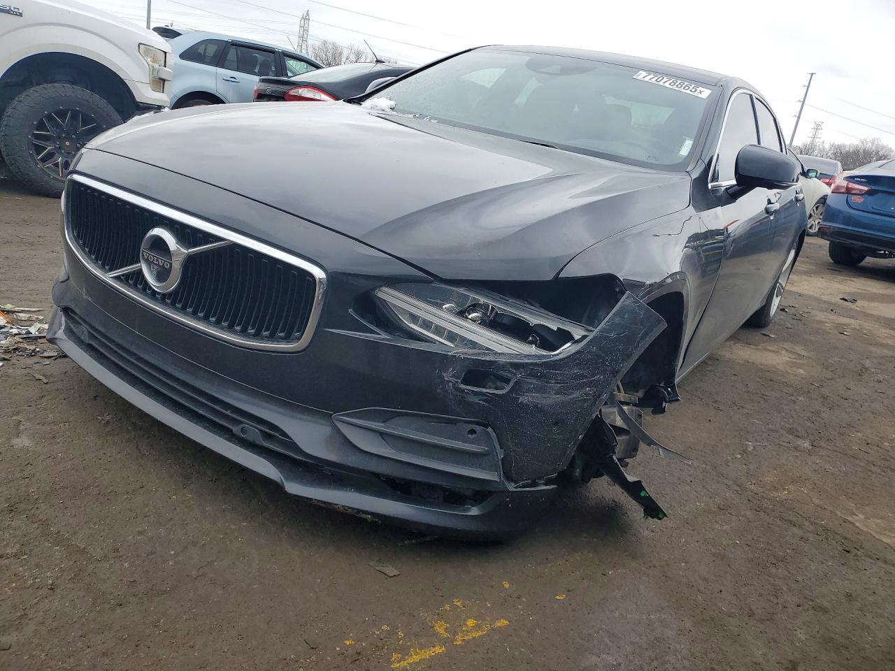 Salvage Volvo S90 Image