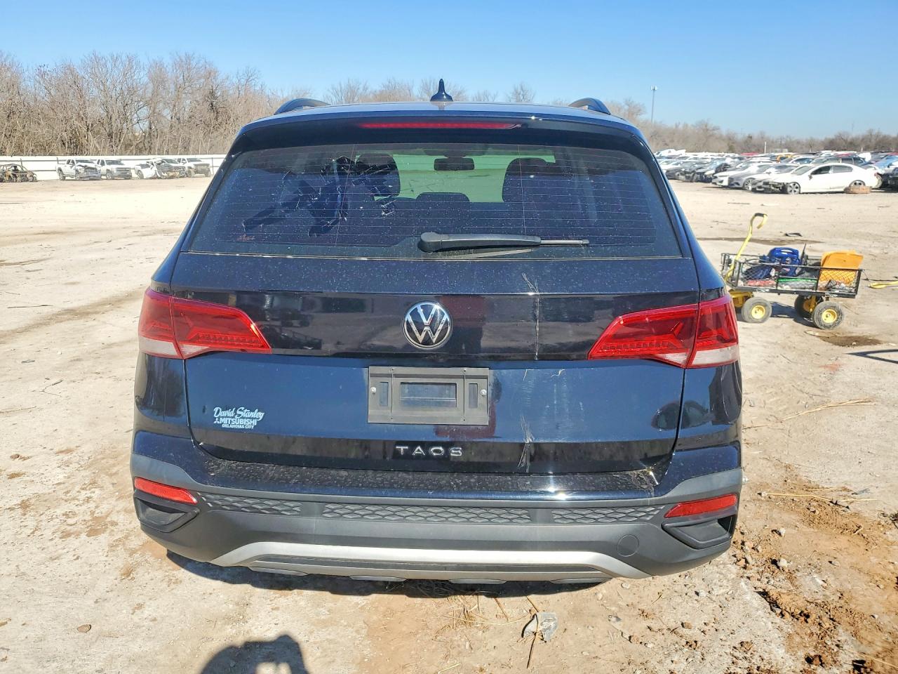 Volkswagen Taos S