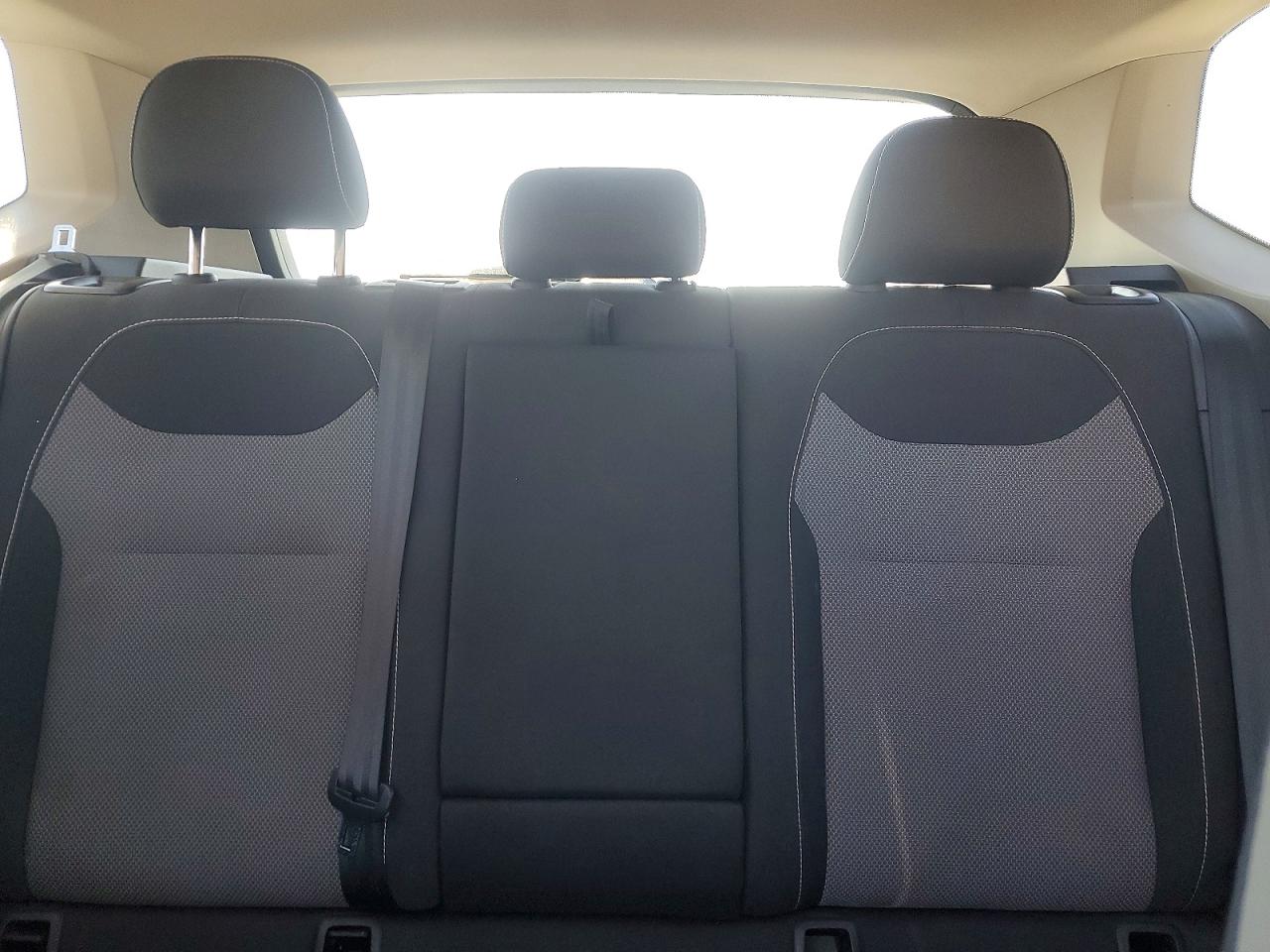 Volkswagen Taos S
