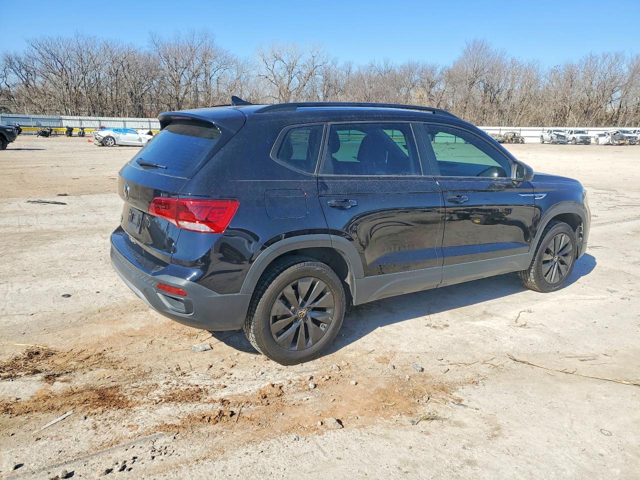 Volkswagen Taos S