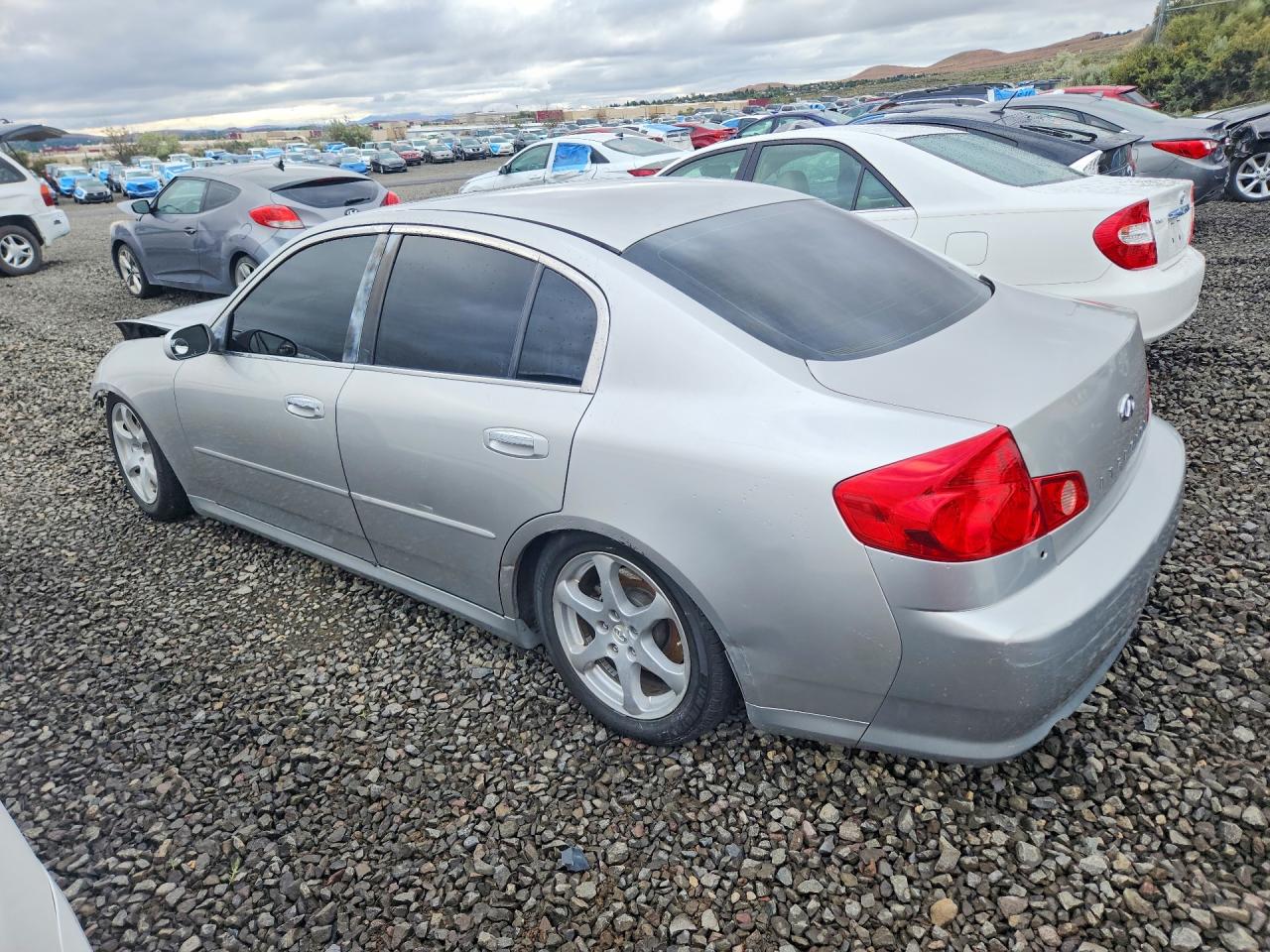 INFINITI G35 Base