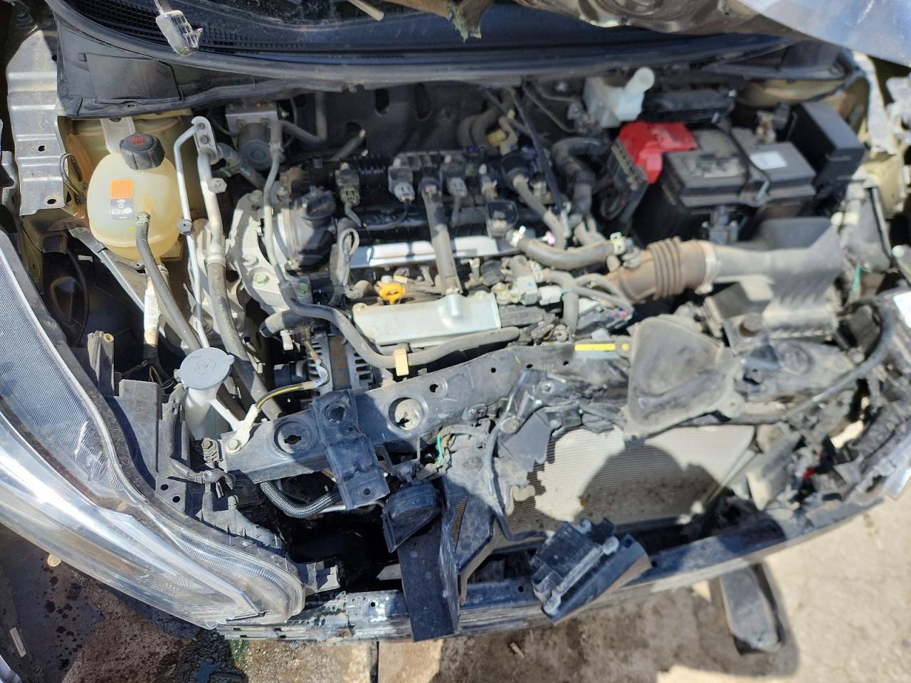 Nissan Versa S