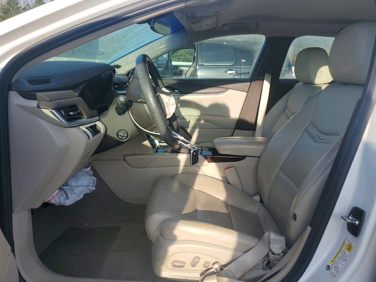 Cadillac XTS