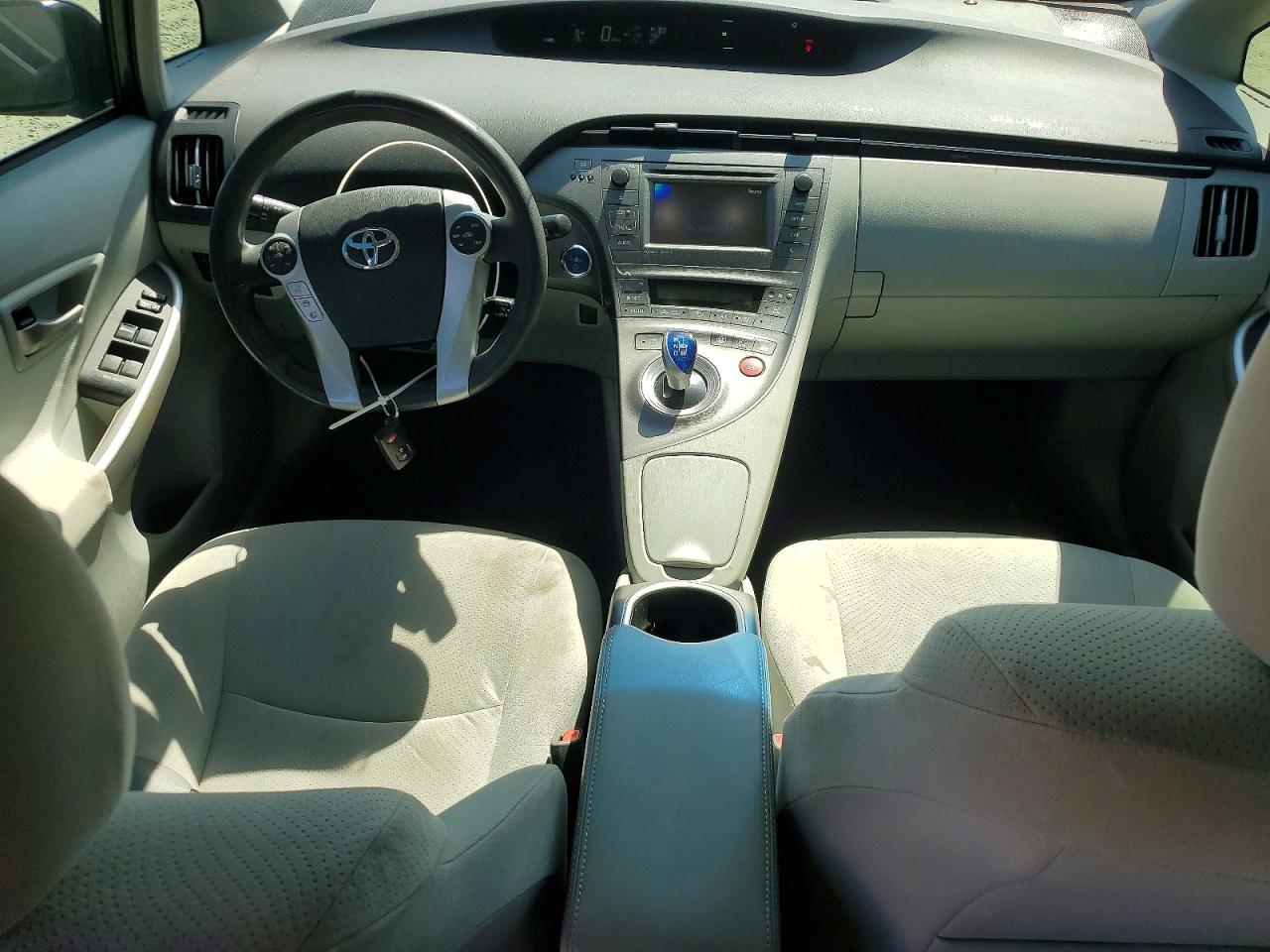 Toyota Prius Three
