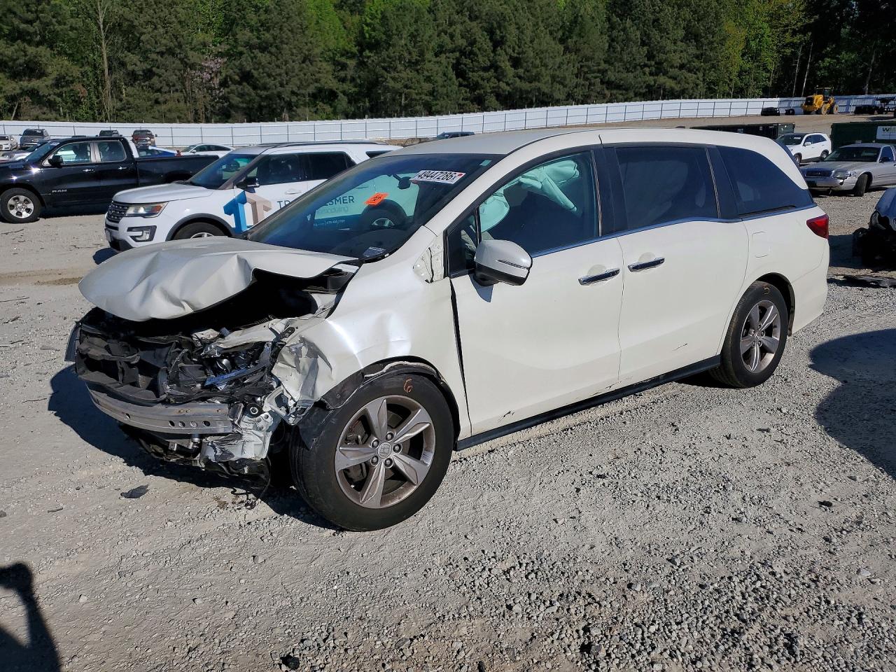 Salvage Honda Odyssey Image