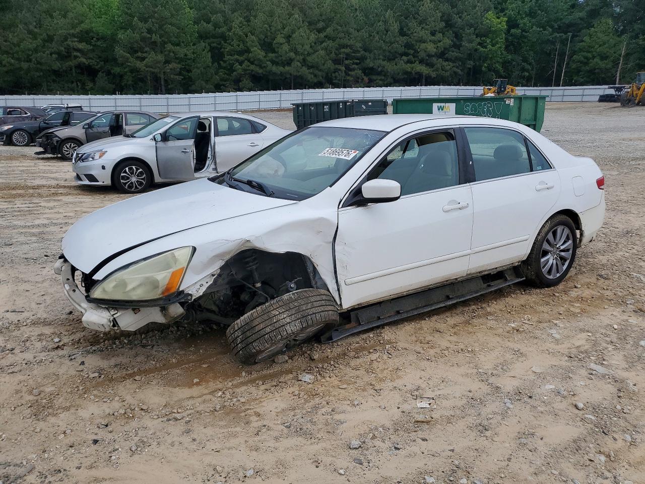 Salvage Honda Accord Image