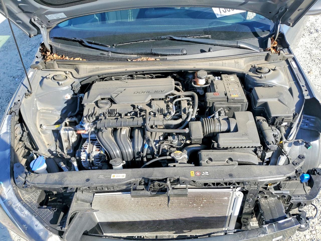 Hyundai ELANTRA Sel