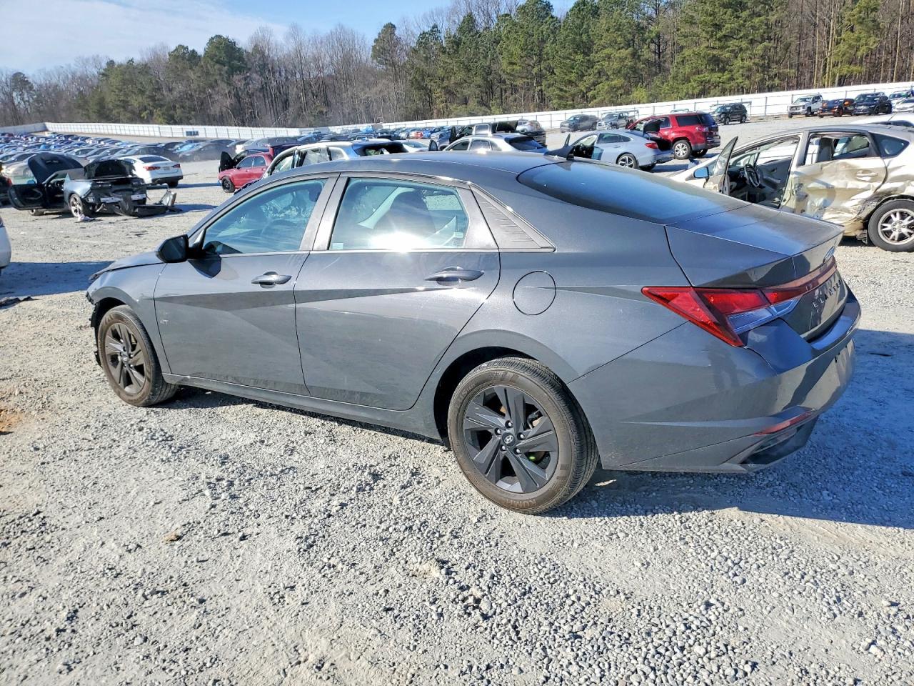 Hyundai ELANTRA Sel