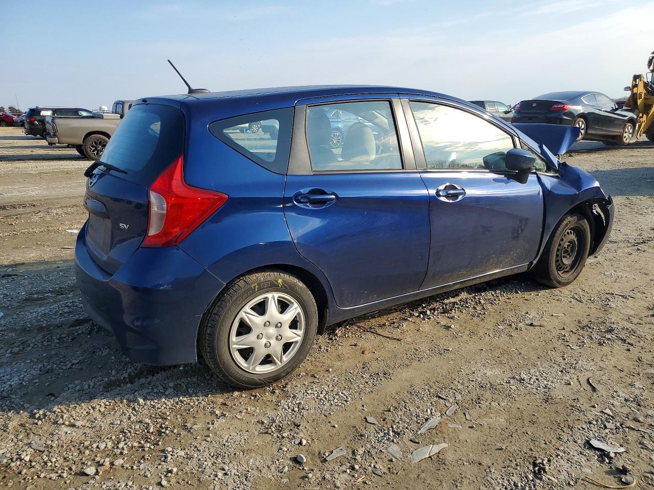 Nissan Versa