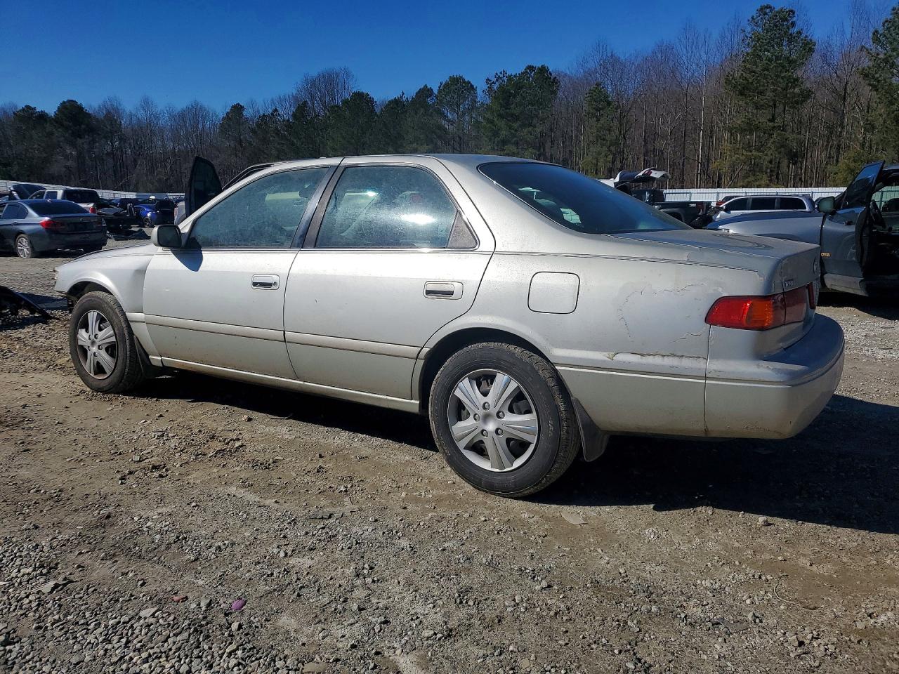 Toyota Camry Ce