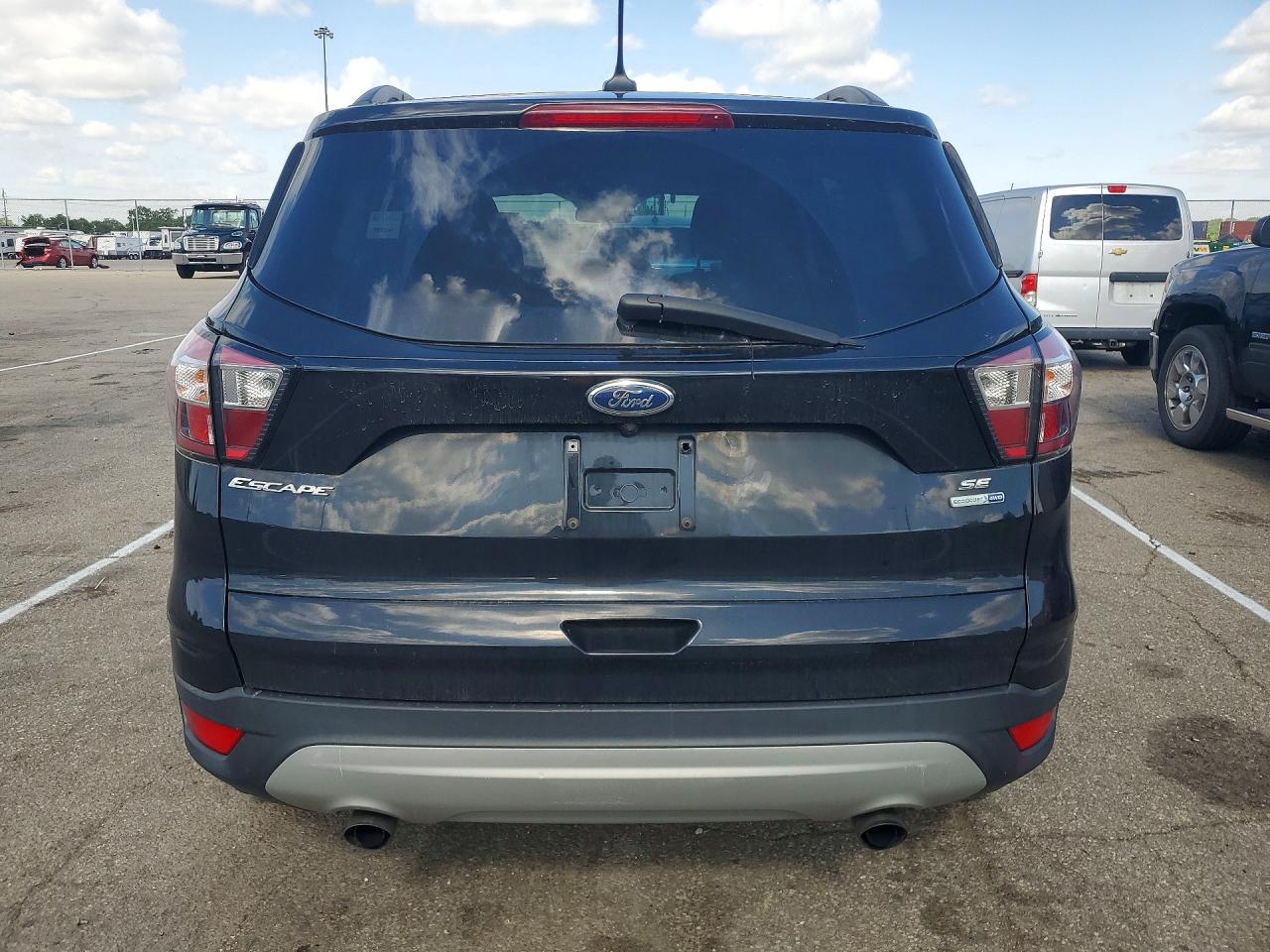 Ford Escape Se