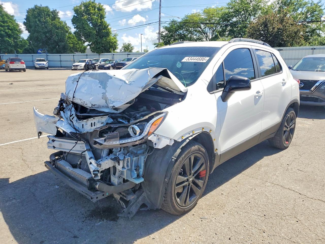 Salvage Chevrolet Trax Image