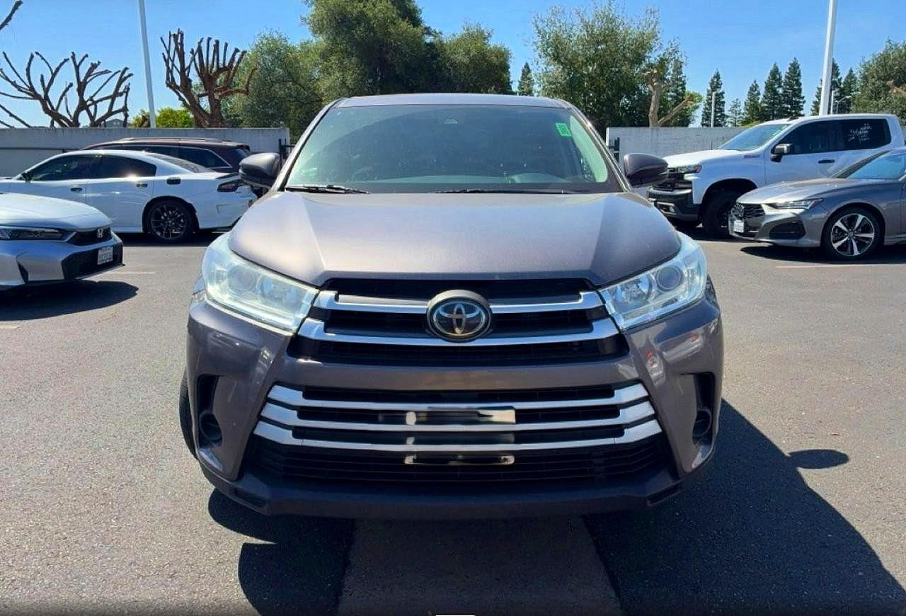 Toyota Highlander Le