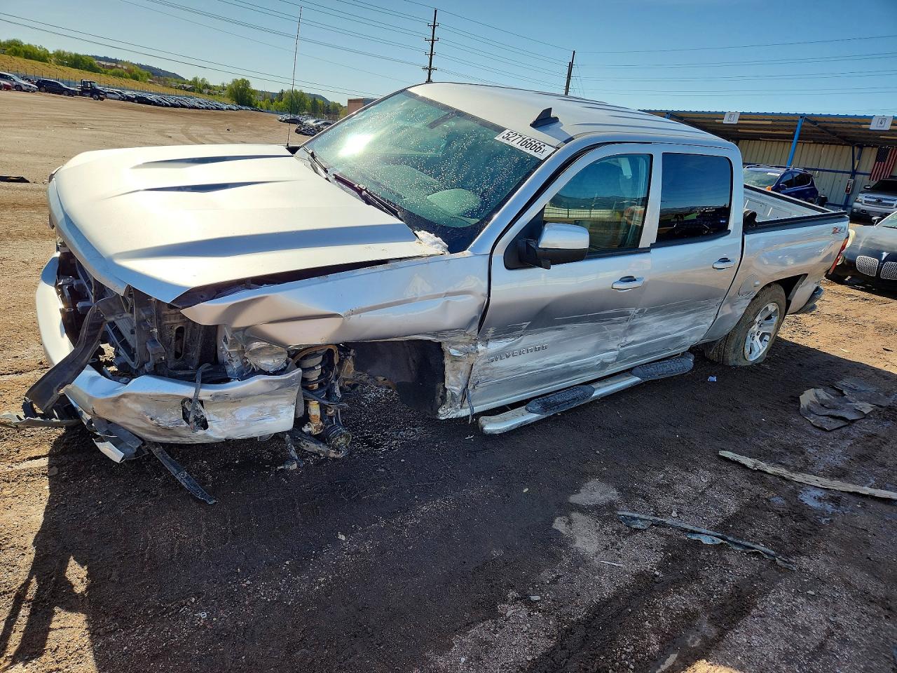 Salvage Chevrolet Silverado Image