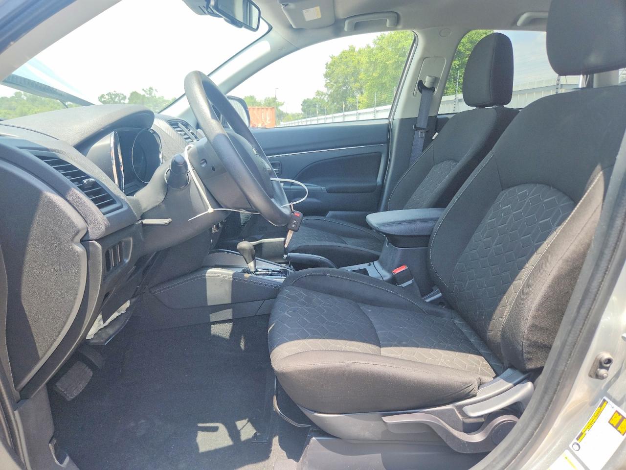 Mitsubishi Outlander S