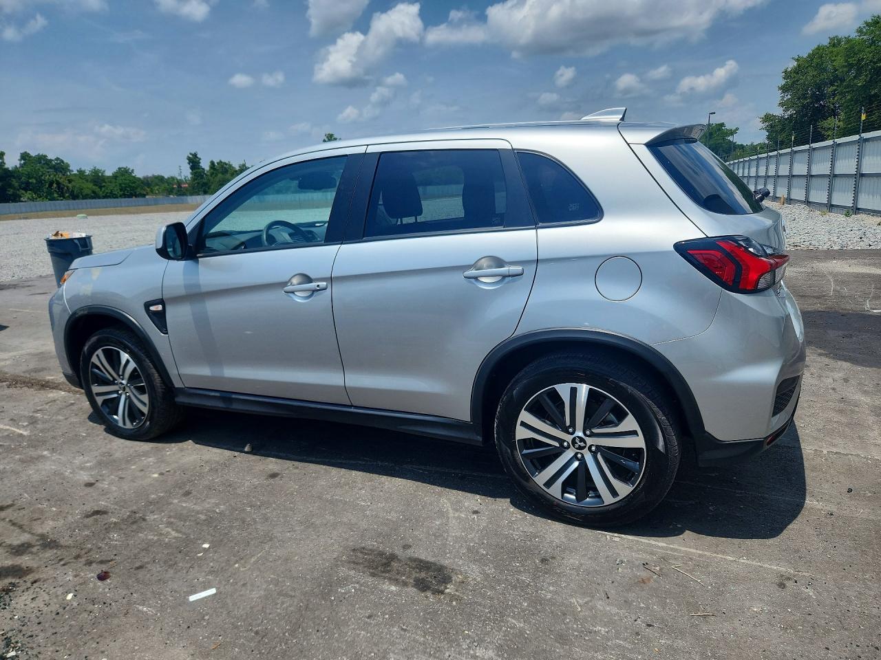 Mitsubishi Outlander S