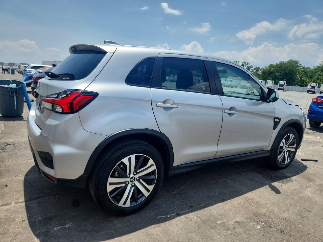 Mitsubishi Outlander S