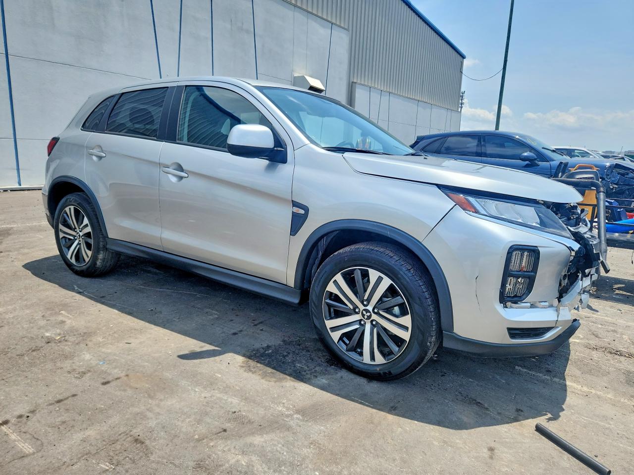 Mitsubishi Outlander S