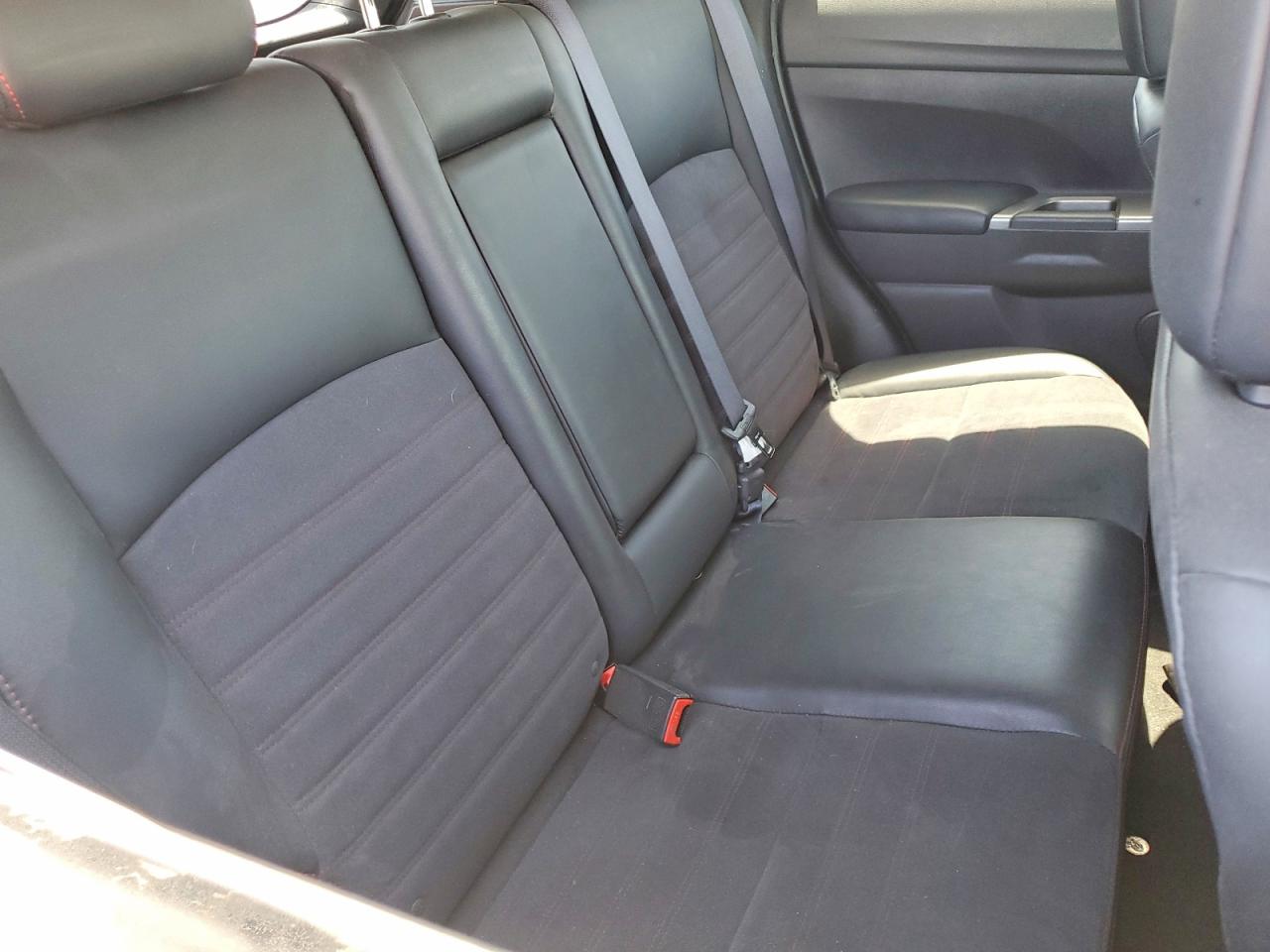 Mitsubishi Outlander S