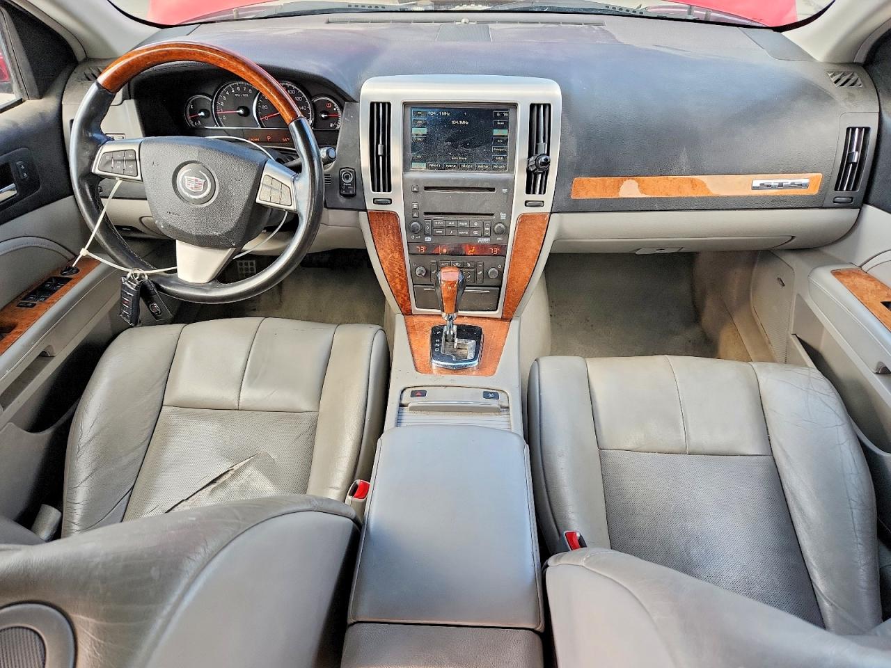 Cadillac STS