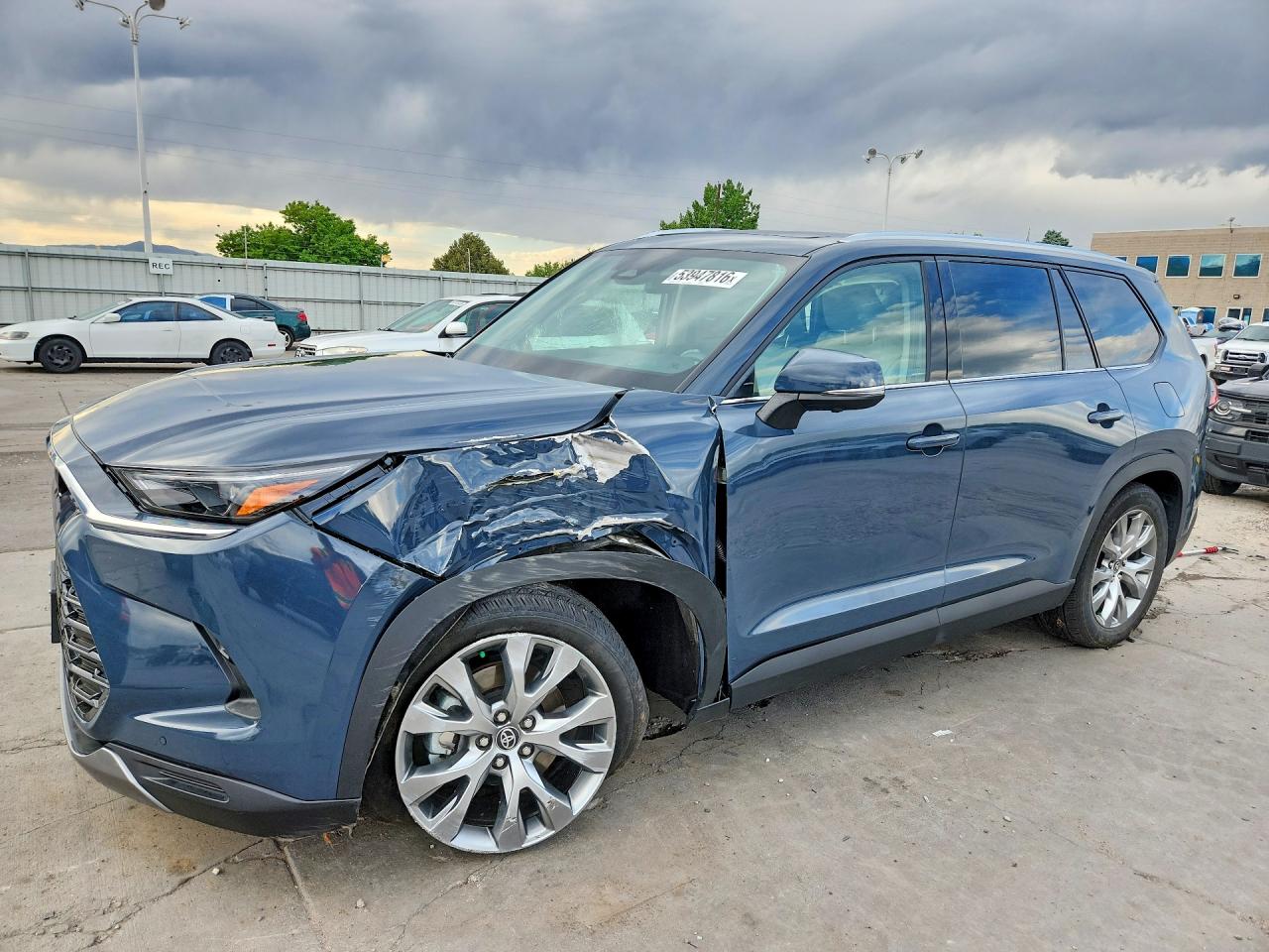Salvage Toyota Grand Highlander Hybrid Image